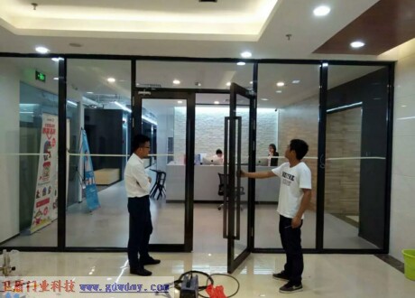 不鏽鋼防火玻璃門BZ-8007