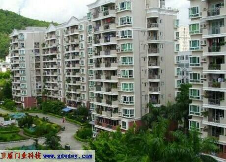 鵬基地産鵬基花園