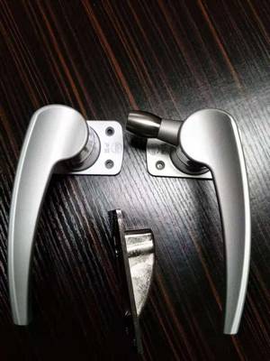 鋼質隔音防火門