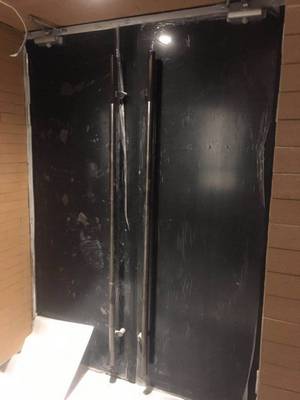 鋼質隔音防火門